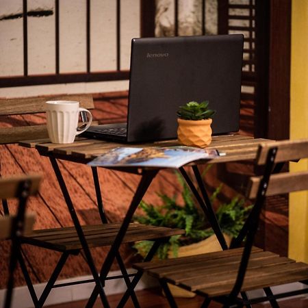 Suitesicily Rooms Palermo Altavilla Milicia Exterior photo